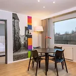 Park By Radisson Meriton Conference & Hotel