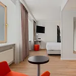 Park By Radisson Meriton Conference &