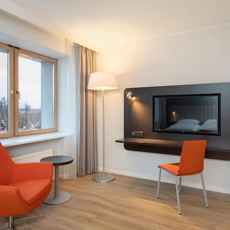 Park By Radisson Meriton Conference & Таллин