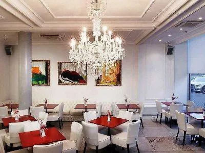 Park By Radisson Meriton Conference & טאלין