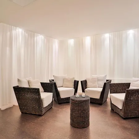 Park By Radisson Meriton Conference & Отель Таллин