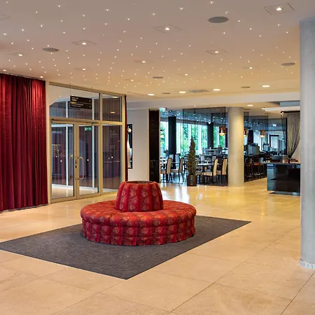 Hotel Park By Radisson Meriton Conference & 4*