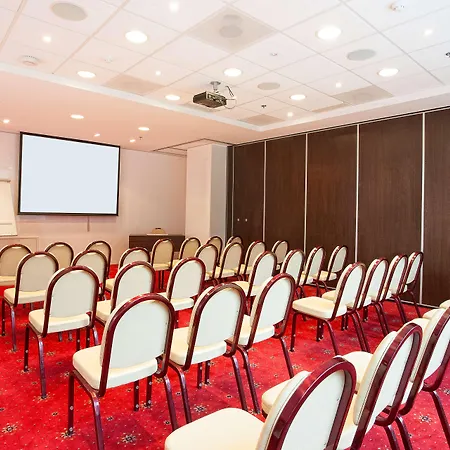 Отель Park By Radisson Meriton Conference & Таллин