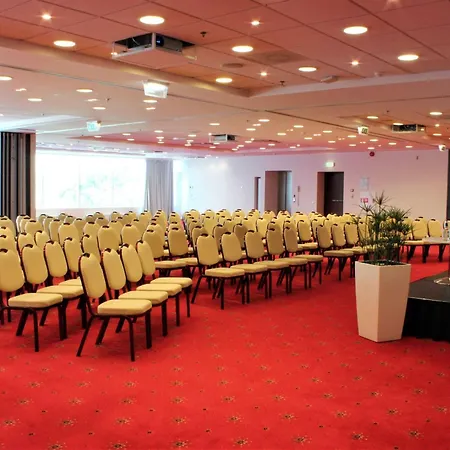 Park By Radisson Meriton Conference & Hotel