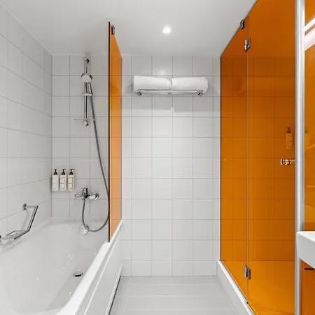 塔林梅丽顿雷迪森丽柏会议spa酒店 4* 塔林