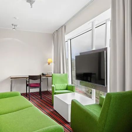 酒店 塔林梅丽顿雷迪森丽柏会议spa酒店 塔林