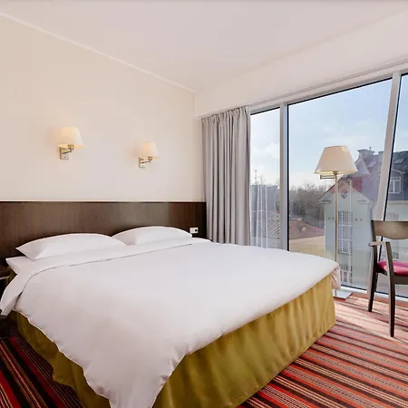 Park By Radisson Meriton Conference & 4* Tallinn