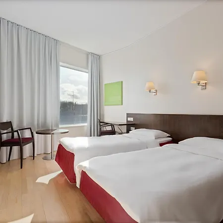 Hotelli Park By Radisson Meriton Conference & 4*