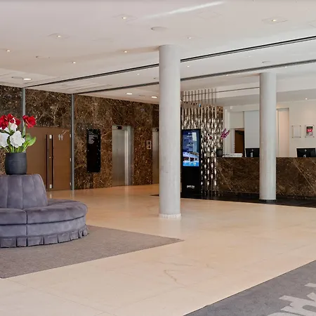 Park By Radisson Meriton Conference & Hotel 4*