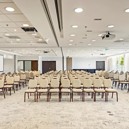 Hotel Park By Radisson Meriton Conference & 4*