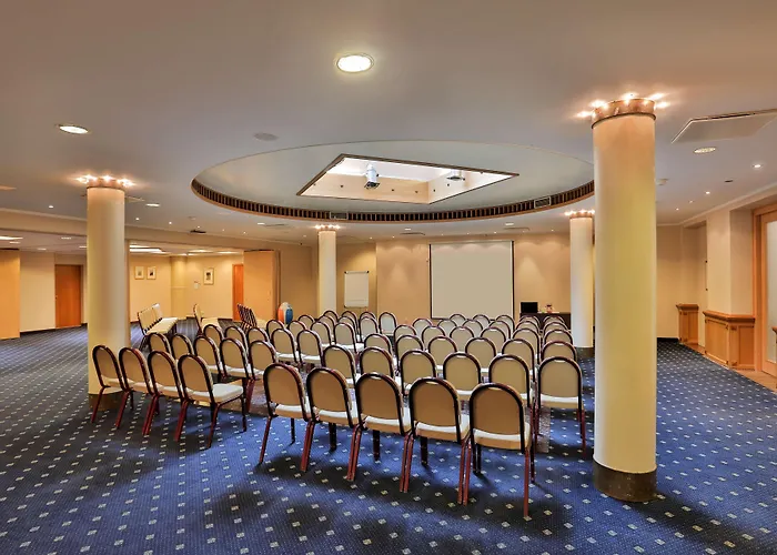 塔林梅丽顿雷迪森丽柏会议spa酒店 塔林