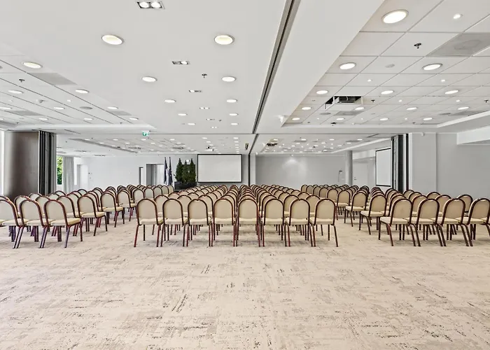 Hotel Park By Radisson Meriton Conference & 4*