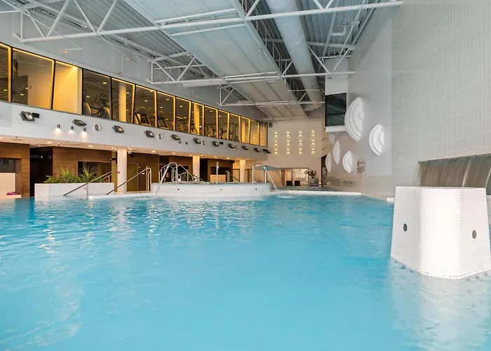 塔林梅丽顿雷迪森丽柏会议spa酒店 4* 塔林