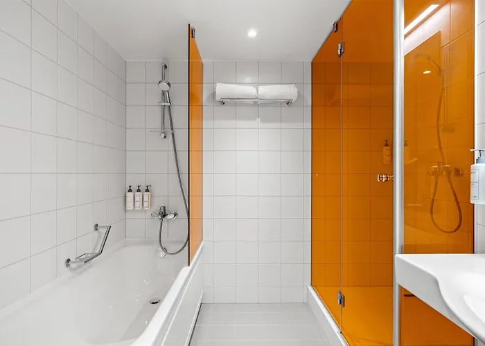 Park By Radisson Meriton Conference & 4* Tallinn