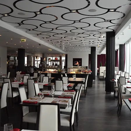 Hotel Park By Radisson Meriton Conference & 4*