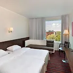 塔林梅丽顿雷迪森丽柏会议spa酒店 塔林