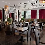 塔林梅丽顿雷迪森丽柏会议spa酒店 酒店 4*